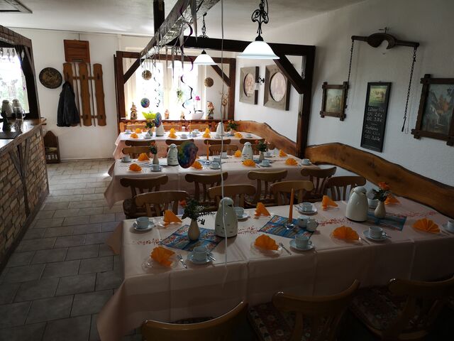 Gastraum/ Eindeckung für eine Familienfeier