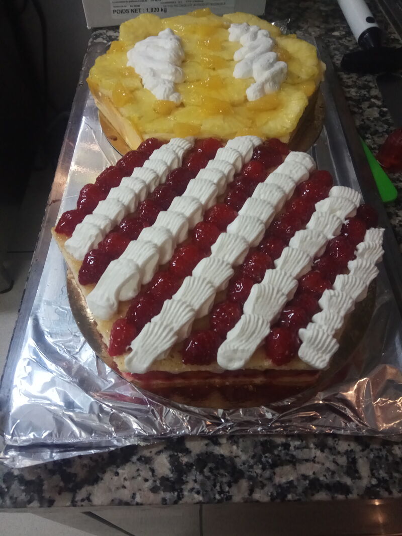 Gateau d'anniversaire fait maison offert pour 20 personnes