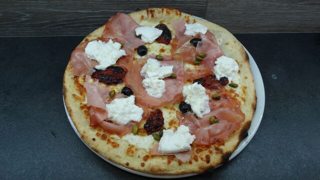 NOUVEAU A LA CARTE
La pizza Mortadelle