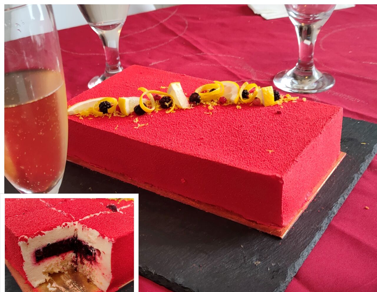 Entremets citron - fruits rouges (mousse au citron et insert gélifié aux fruits rouges)