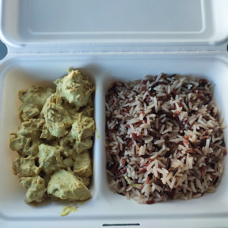 Curry de volaille, riz 3 couleurs