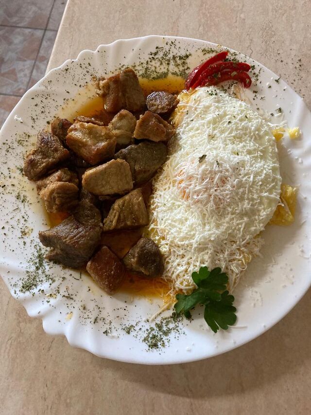 Tochitura Moldoveneasca 