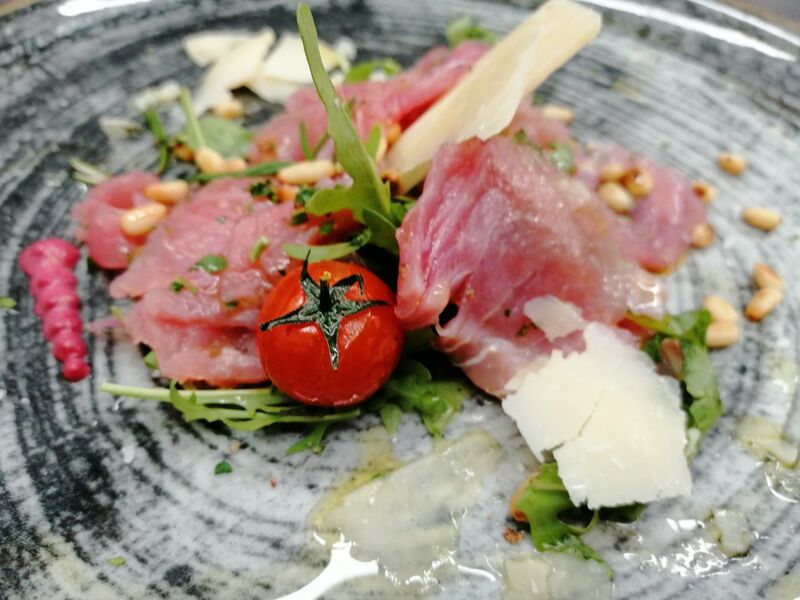 Carpaccio tuna