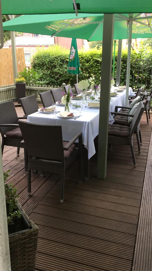 Kleine Feier im Biergarten :-)