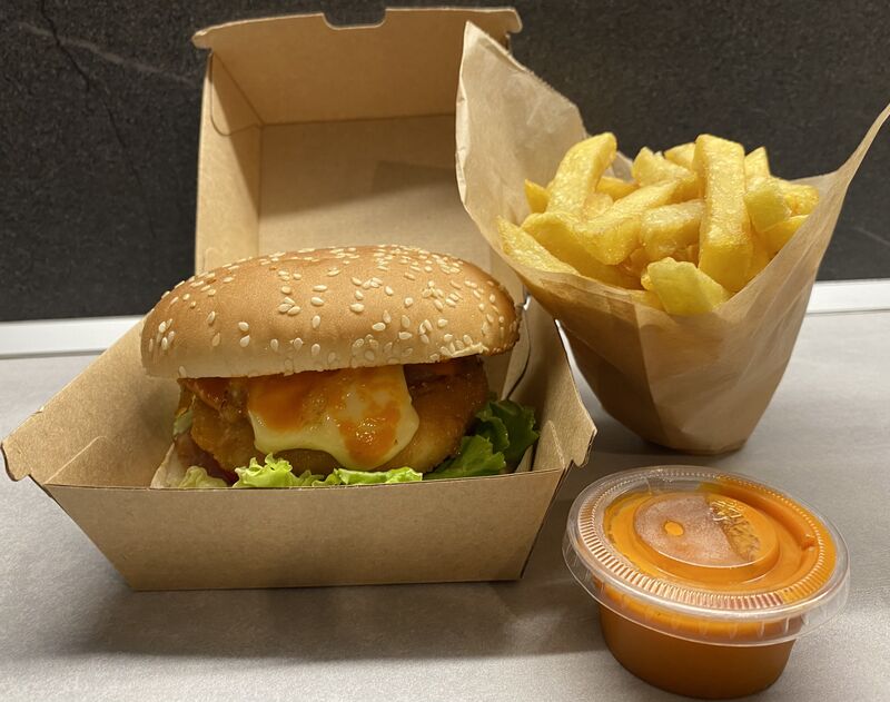 Le pilote au poulet pané