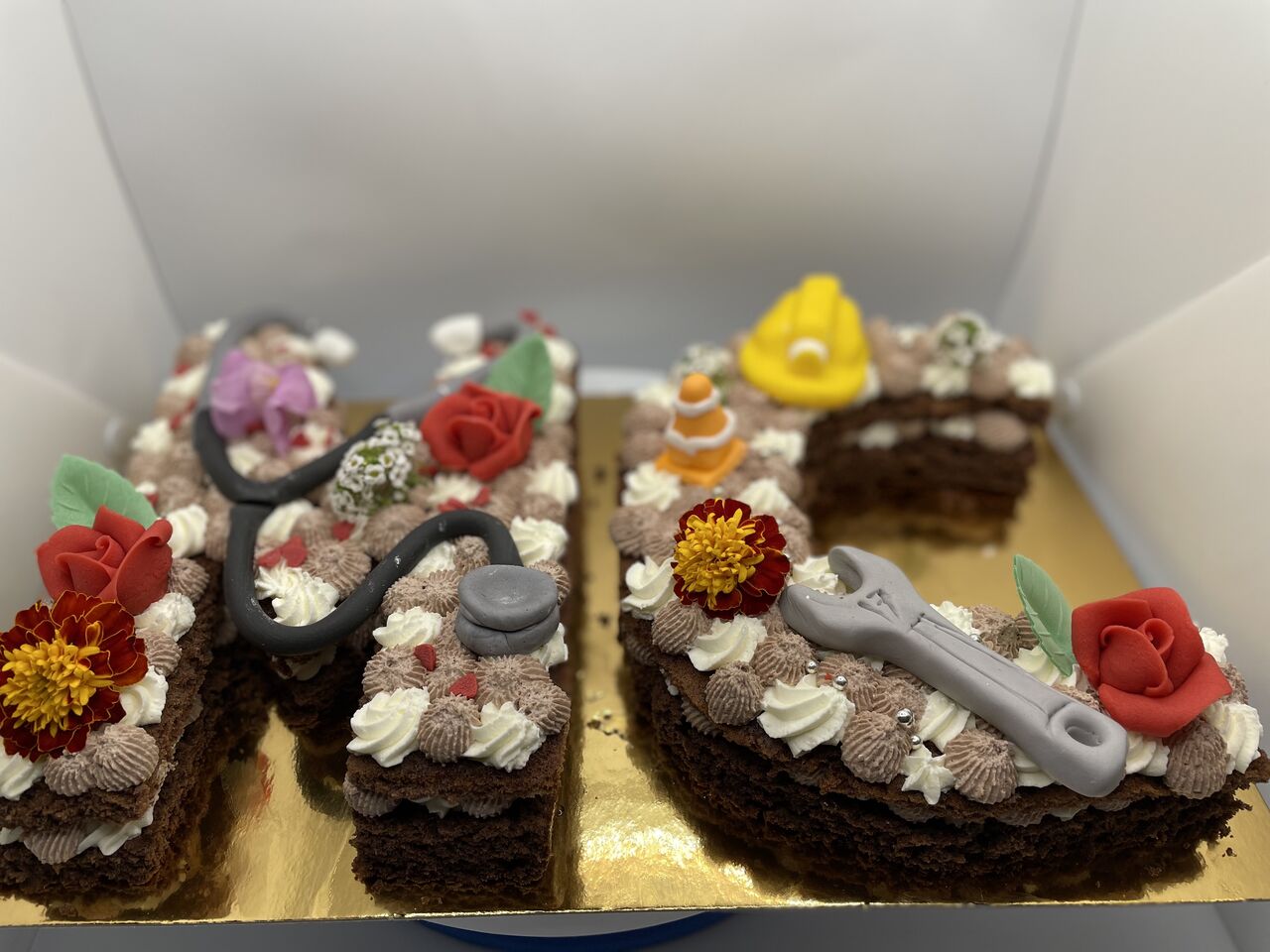 Letter Cake, façon Forêt noire 