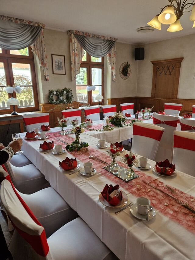 Festlicher Salon für rauschende Feiern