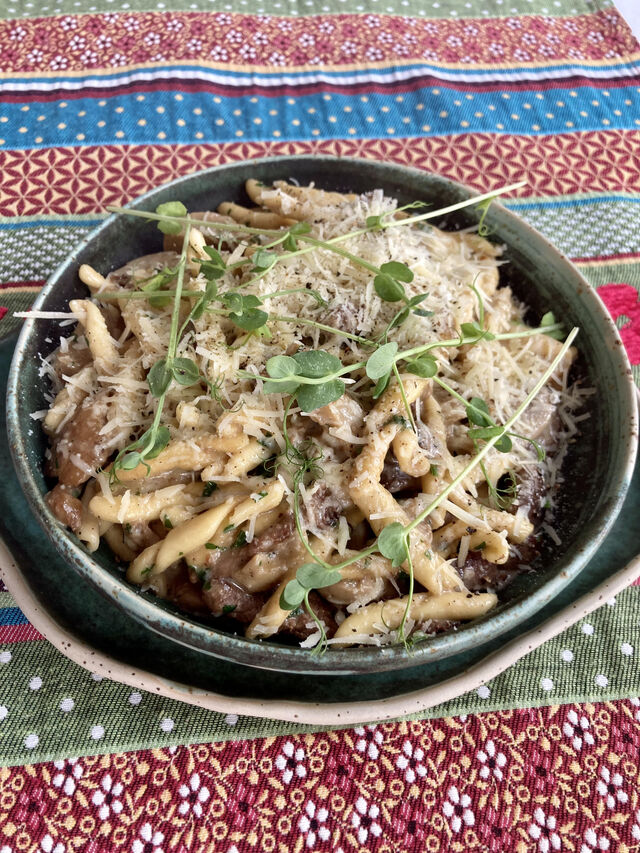 Bélszíncsíkos-erdeigombás strozzapreti