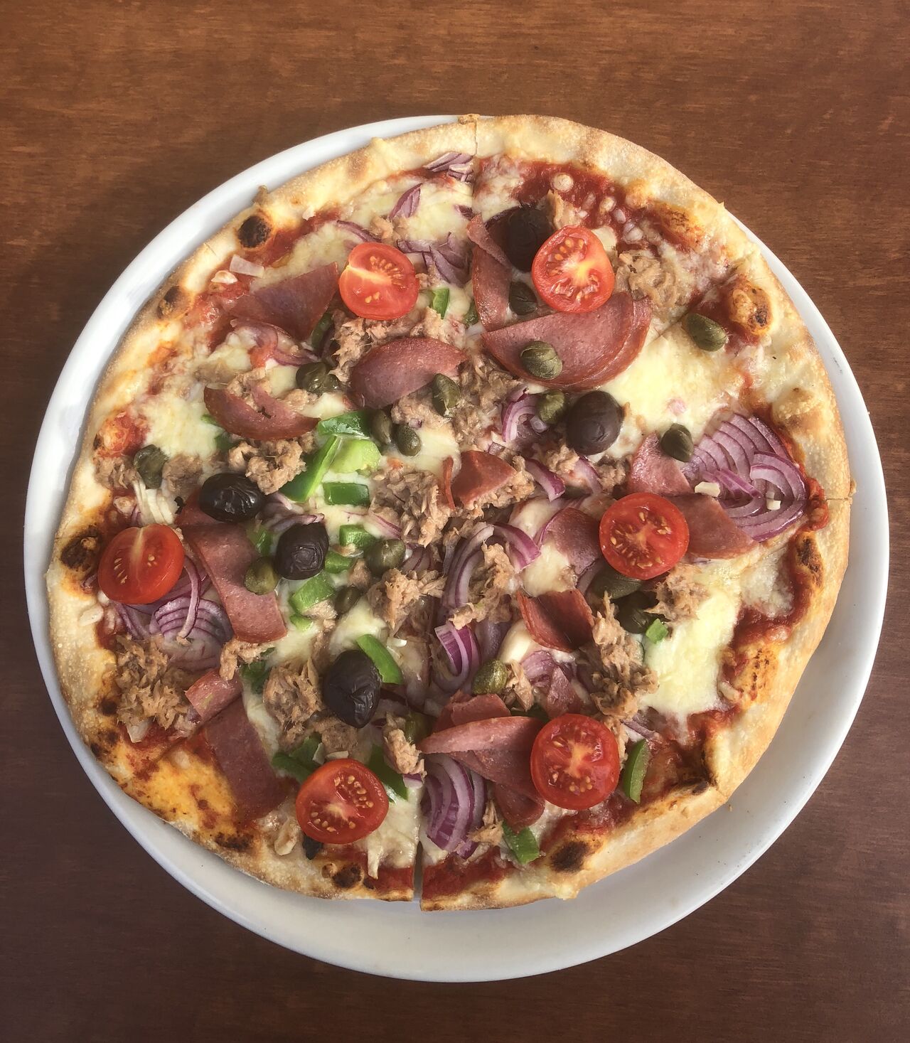 Sie können auch original italienische Pizza bei uns bestellen.
