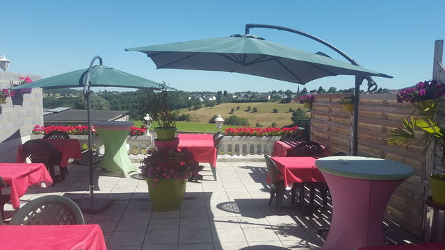 Terrasse fleurie: vue à couper le souffle