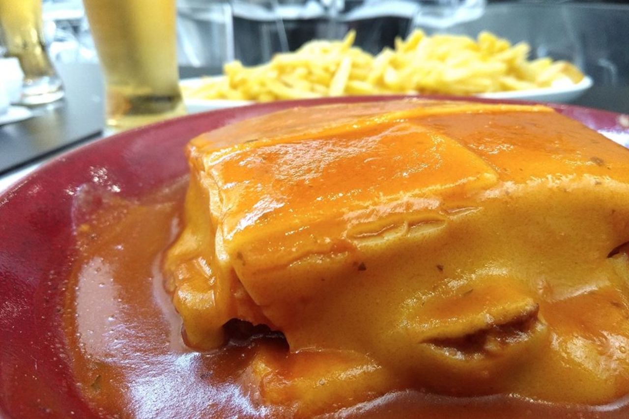 Prove a nossa francesinha vegetariana