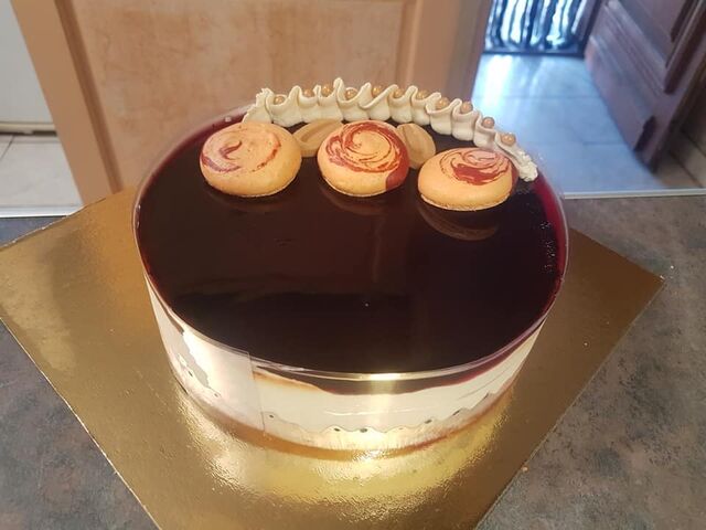 Gâteau Chocolat blanc et gelé de coquelicot 