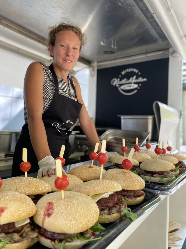 Immer mit viel Freude
an der Zubereitung
meiner Köstlichkeiten