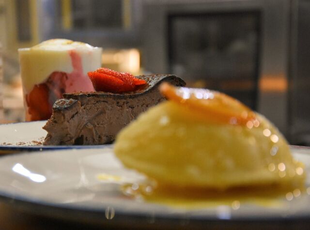 I nostri dolci
*Seadas
*Crema catalana
*Cheesecake al cioccolato e tequila