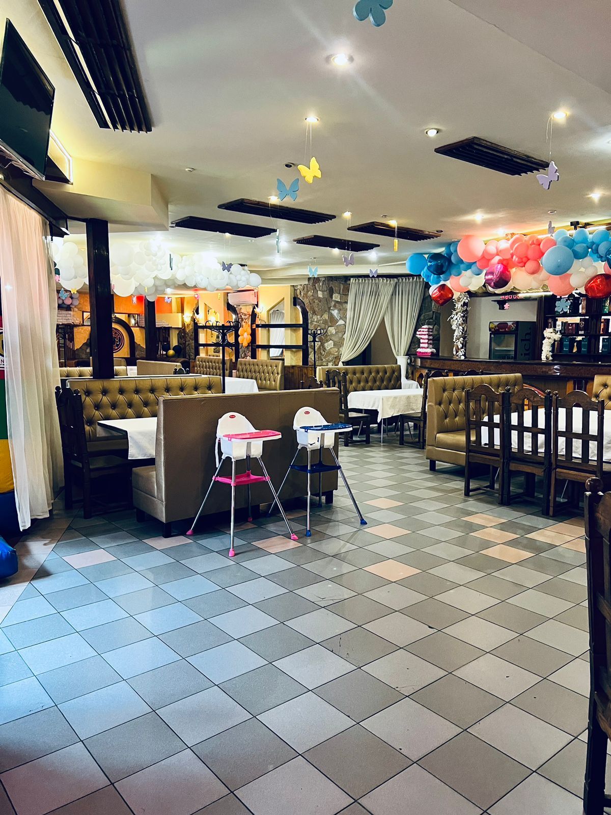 Дитячий зал(раніше Караоке зал)