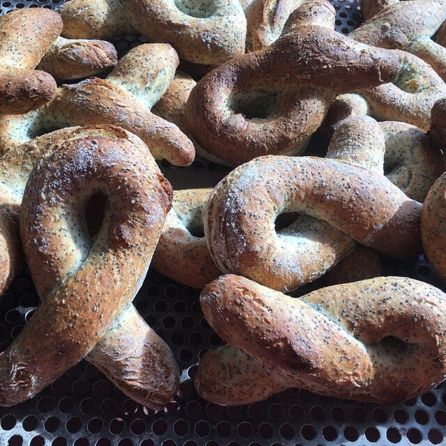 Love baguette - Chaque petit pain vendu=100% de la vente reversée à Sidaction