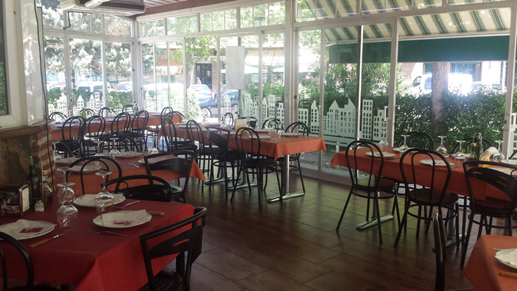 Salón acristalado.