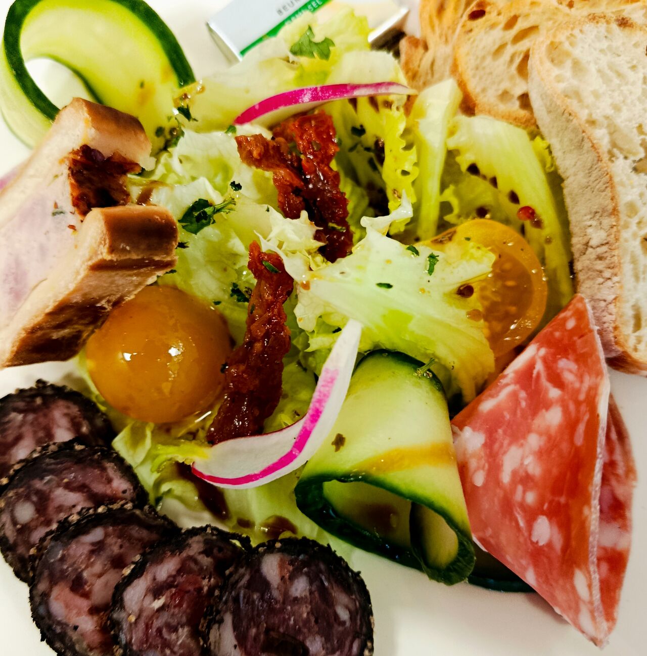 ASSIETTE DE CHARCUTERIE ARTISANALE