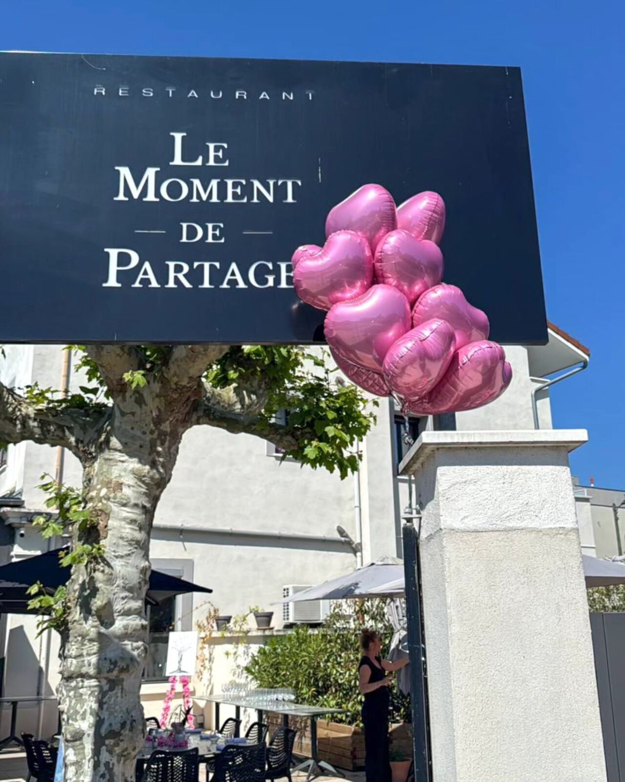 🌸 Baptême en terrasse & vibes ensoleillées ! 🌸