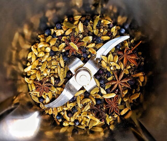 Especias para Nuestro Curry en Polvo de Cardamomo