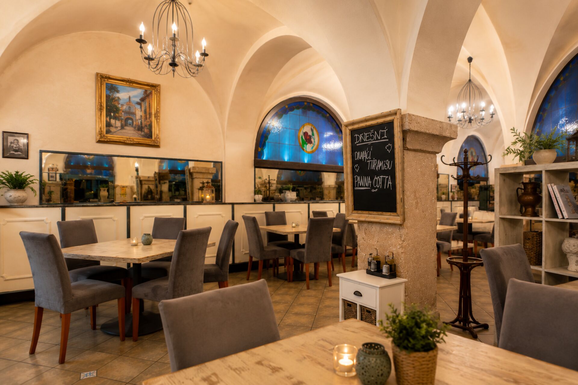 Restaurace a letní zahrádka