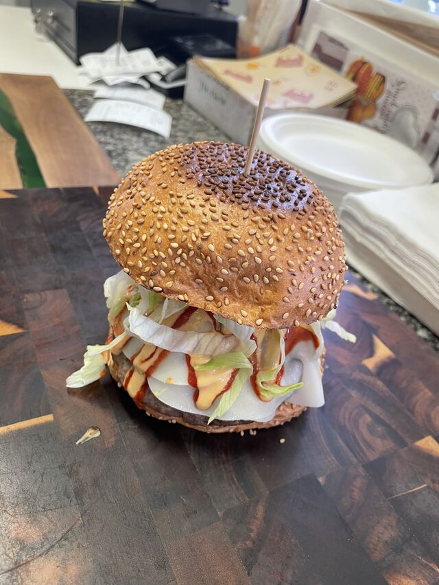 Hamburger con verdure al forno 