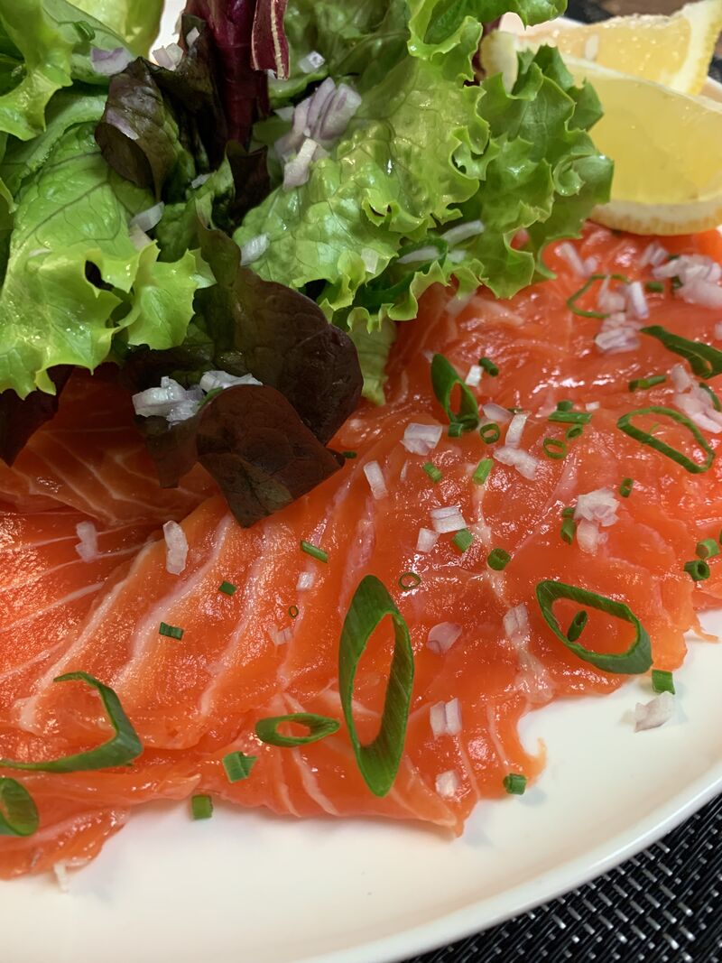 Suggestion du Chef !!!
Carpaccio de Truite 