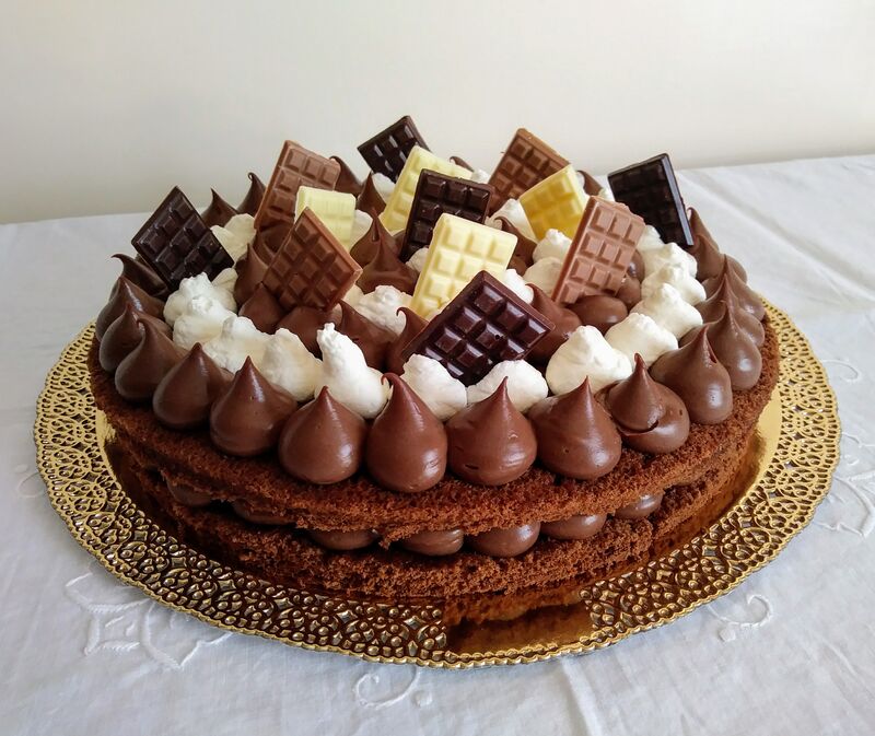 Torta Mi Voglio Bene...cioccolatosa e al tempo stesso leggerissima
crema gianduia e panna