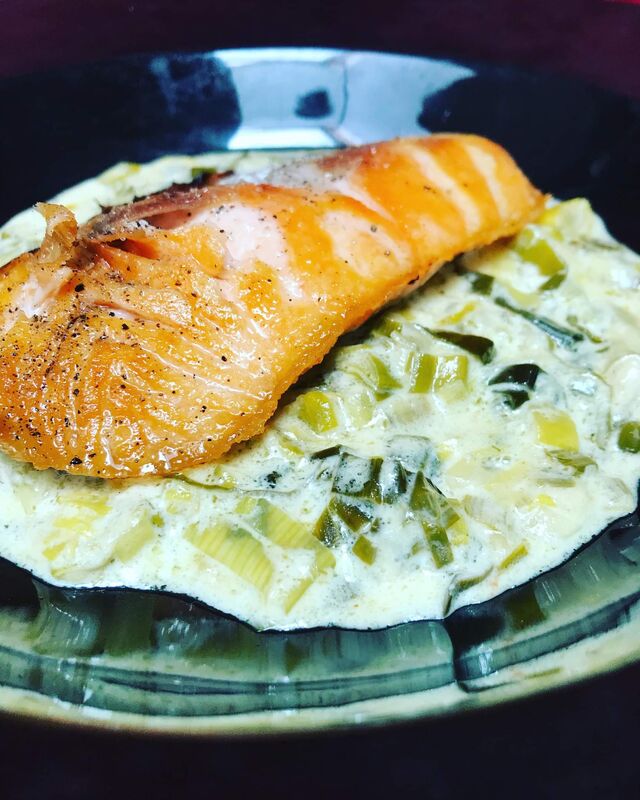 Escalope de saumon fondue de poireau 