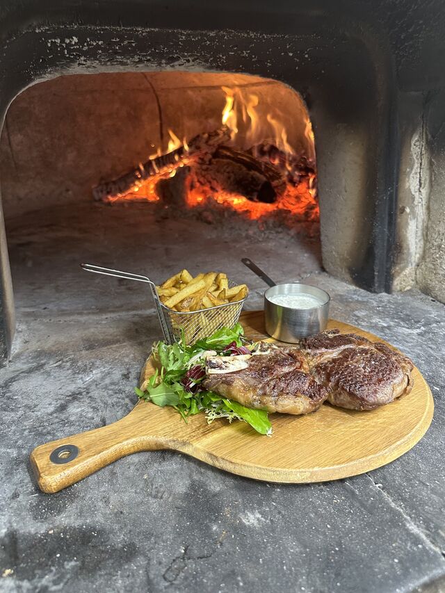 Nos grillades cuites au feu de bois