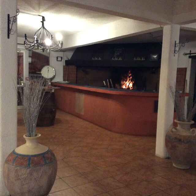 Cet été venez découvrir nos viandes, brochettes, poissons, cuits au barbecue. Un vrai régal.