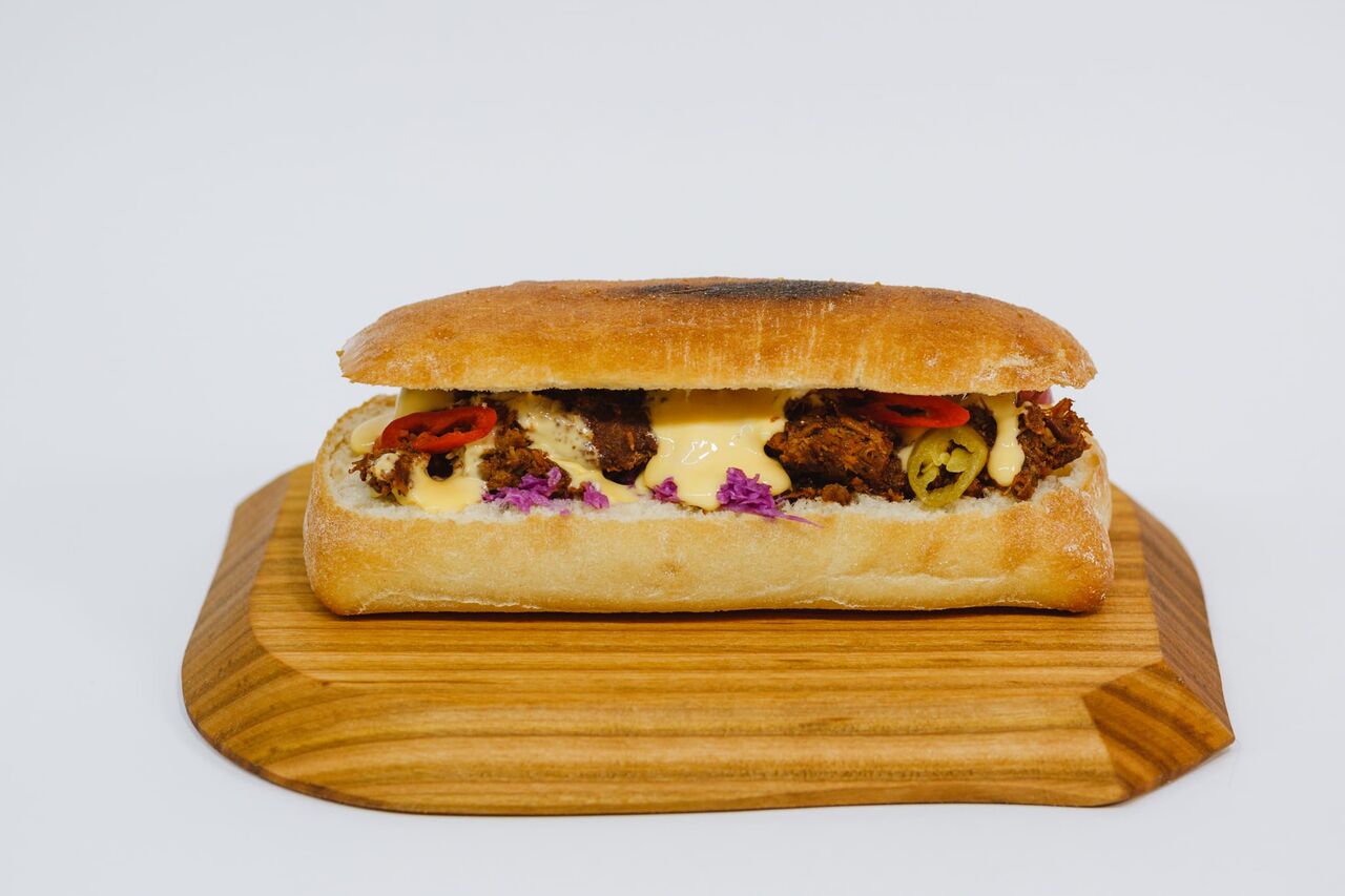 Mizilicul Capitanului si Visul Caporalului