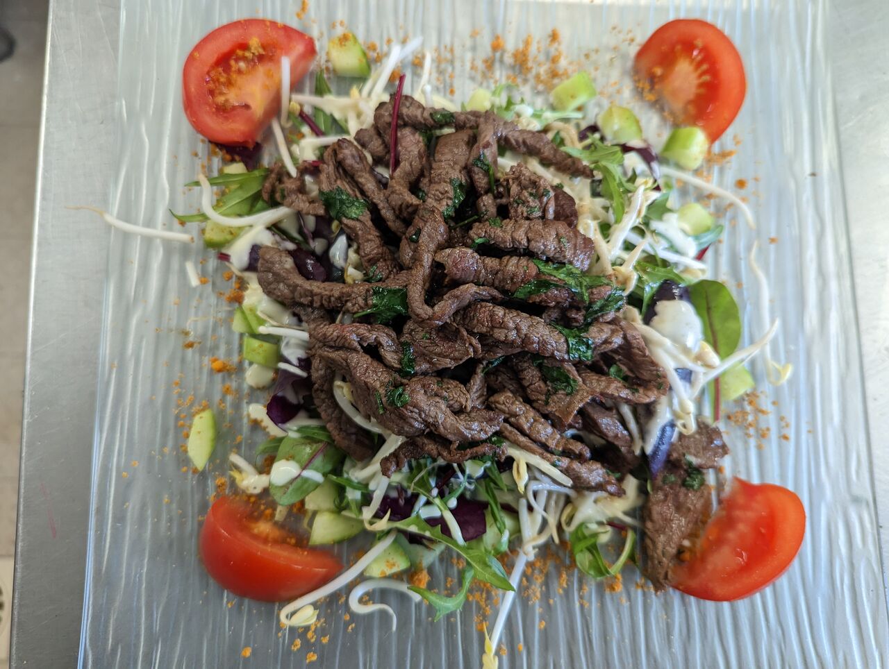 Salade de boeuf épicé façon thaï 