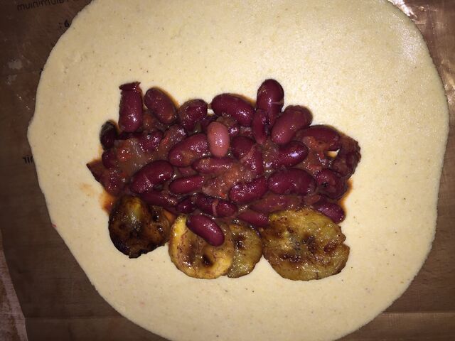 Chausson Haricots rouge style vénézuélien + bananes plantains