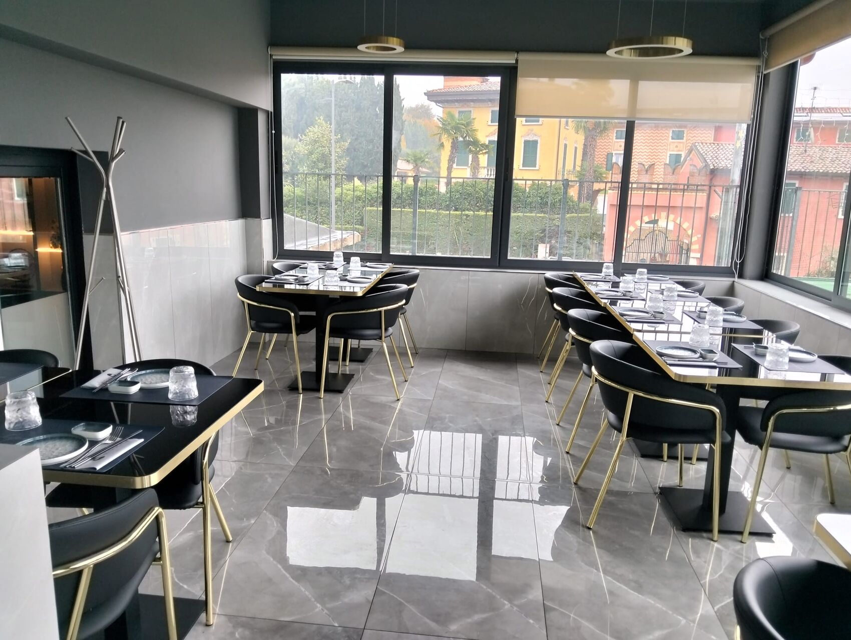 Prenota il tuo tavolo