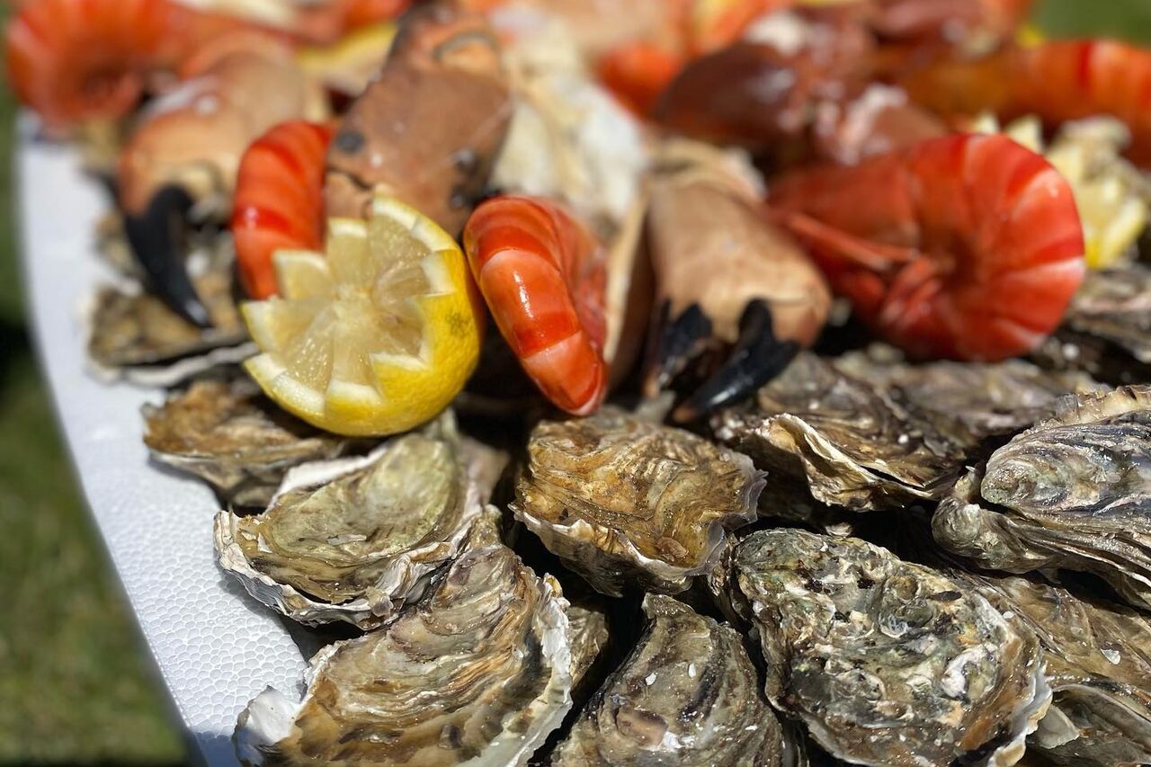 PLATEAUX DE FRUITS DE MER