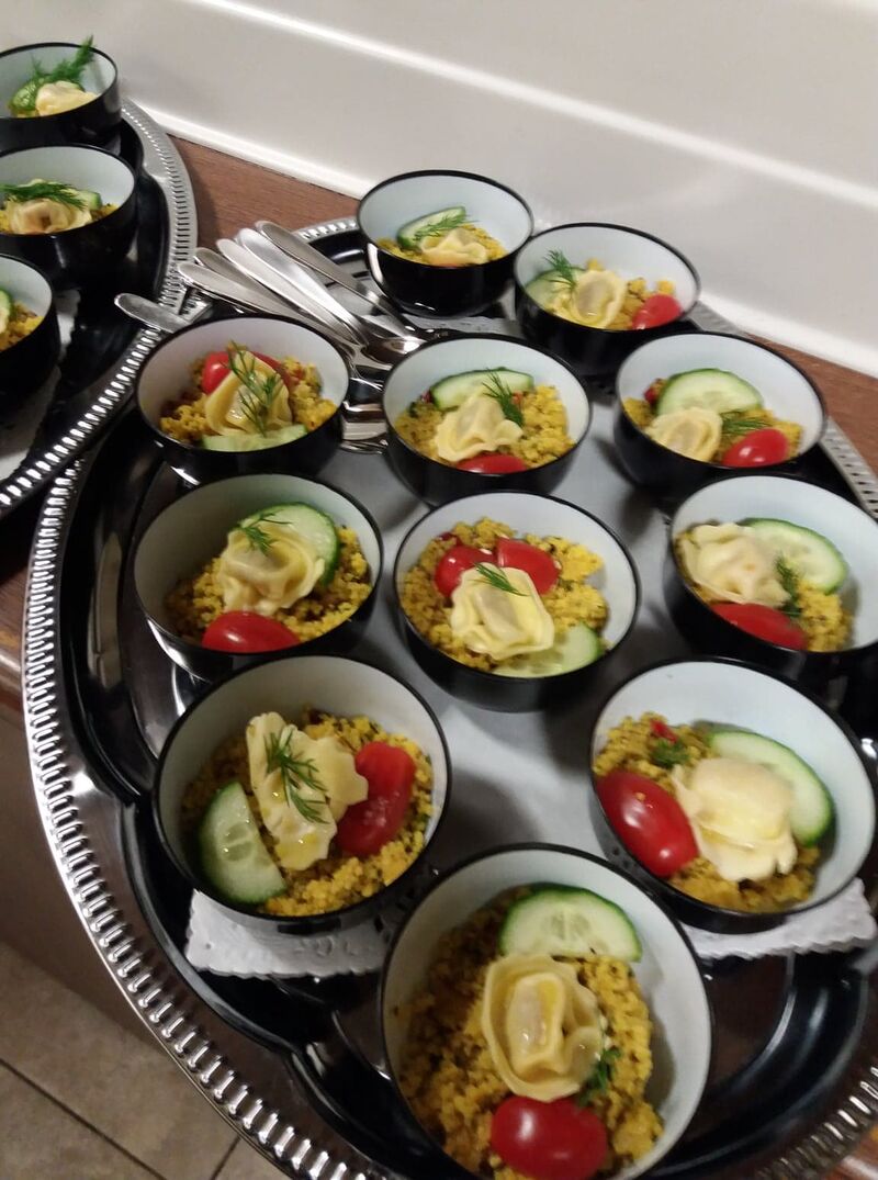 Hapje: tortelloni met curry