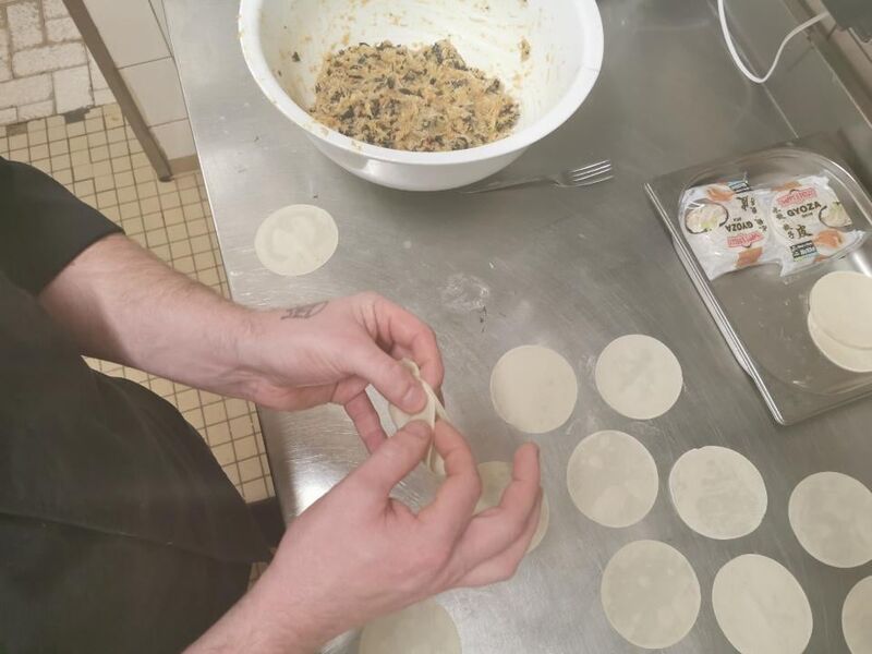 Préparation raviole maison