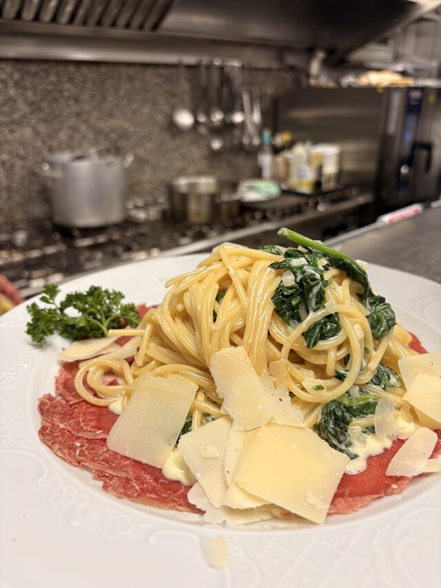 Trüffelpasta/Carpaccio