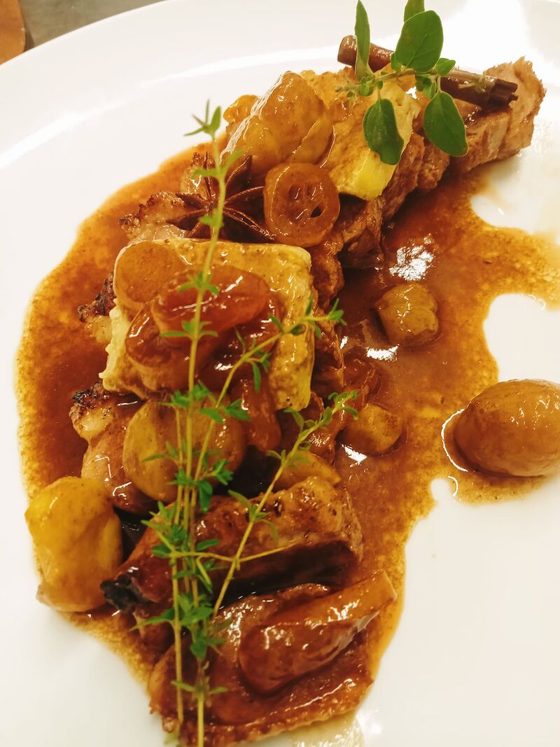 Magrèe di Anatra con Castagne Foie Grass e Kumquait