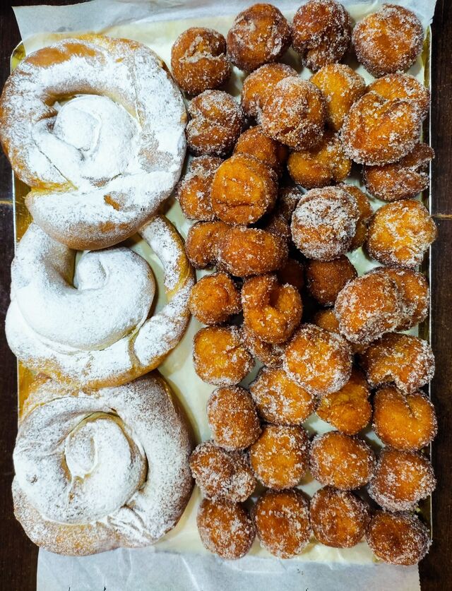 Buenísimos los buñuelos e insaimadas