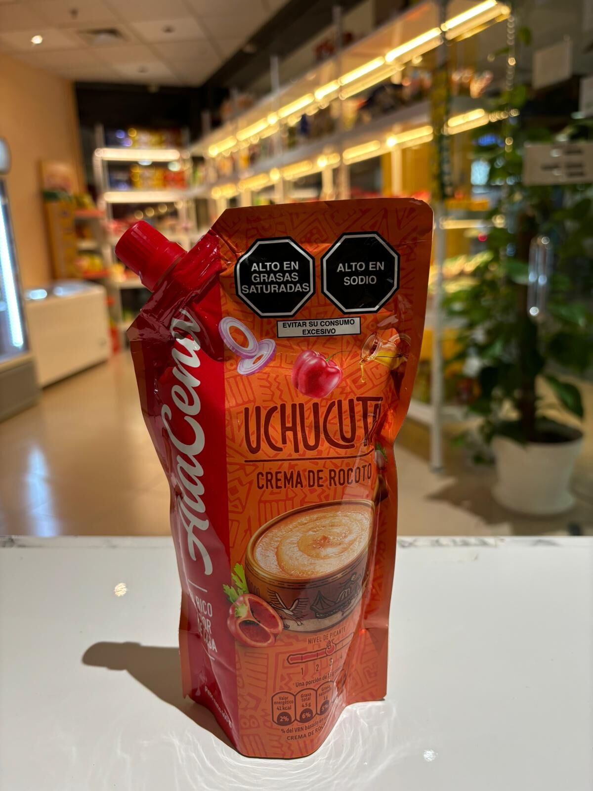 UCHUCUTA GRANDE / CREMA DE ROCOTO