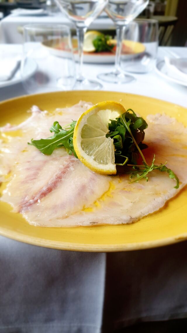 Carpaccio di spigola