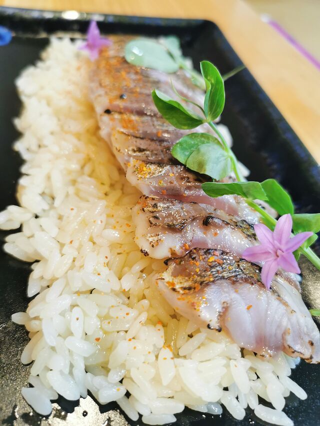 Pescado azul al estilo Okinawa 