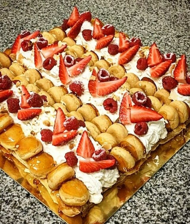 St-Honoré gourmand aux fruits de saison