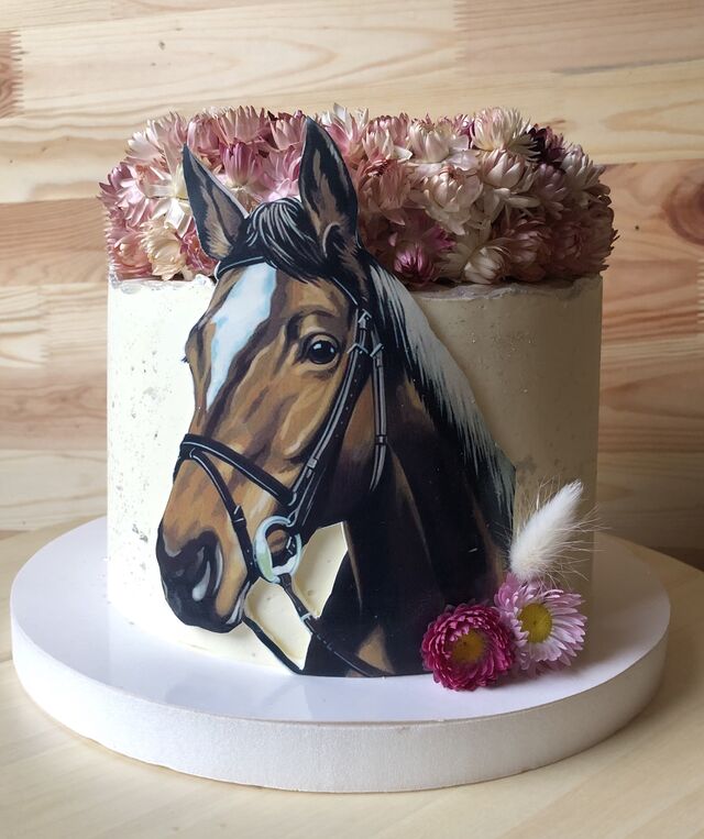 Torty okazjonalne - z wydrukiem na masie cukrowej oraz suszonymi kwiatami