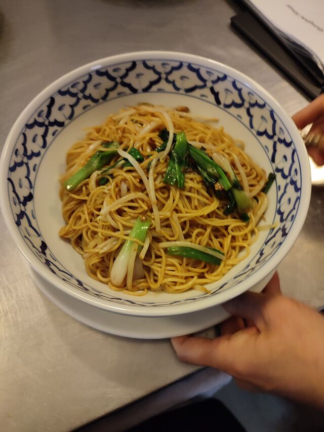 133. Cong You Ban Mian (Shanghai - Style), Nudeln mit Schalottenöl - Soße