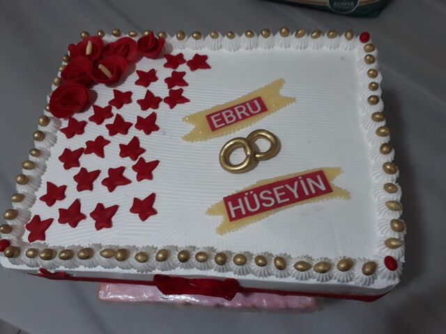 Nişan pastası
Sanay pastanesi