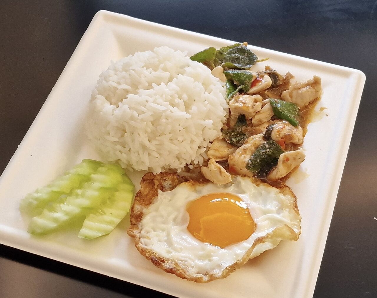 Pad Kra Pao kai khai daow
