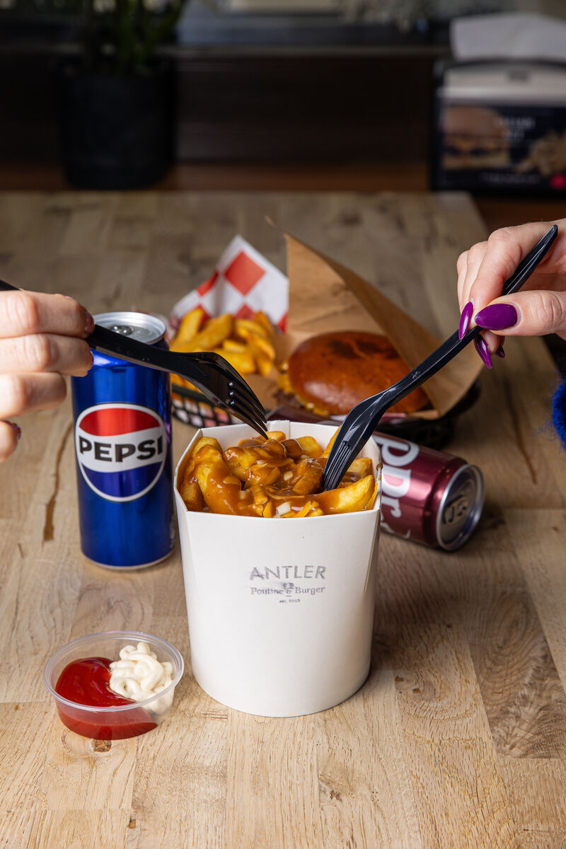 Antler – tu tradycja spotyka się z nowoczesnością na Twoim talerzu | Antler – where tradition meets modernity on your plate.